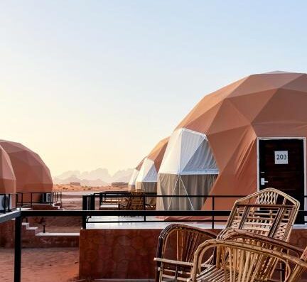 Victoria Luxury camp – Superior Triple Room